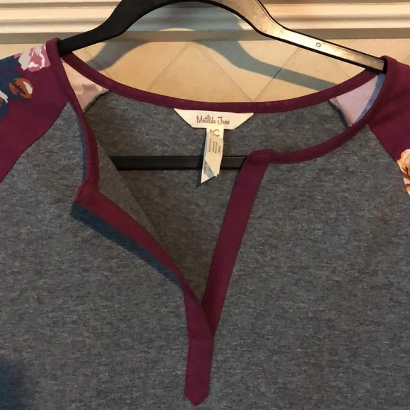 Matilda Jane Long Sleeve Shirt with Flower Pattern on Sleeves Size L - Picture 4 of 5